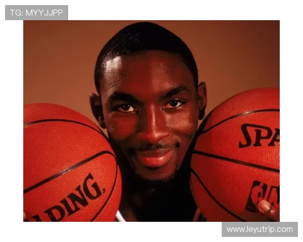 本·戈登无球跑动拉开空间，高效输出改变替补席火力结构